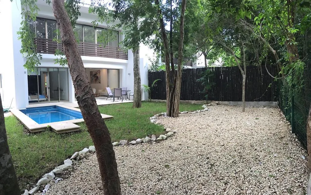 Villa 3 Rincon De Mar Playa del Carmen Nyaraló